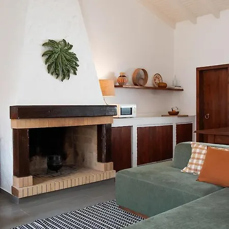 The Old House With Heated Pool, Bbq, Fireplace Odeceixe